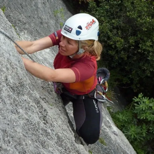 Kletterkurs-fuer-Anfaenger-im-Tiroler-Oberland